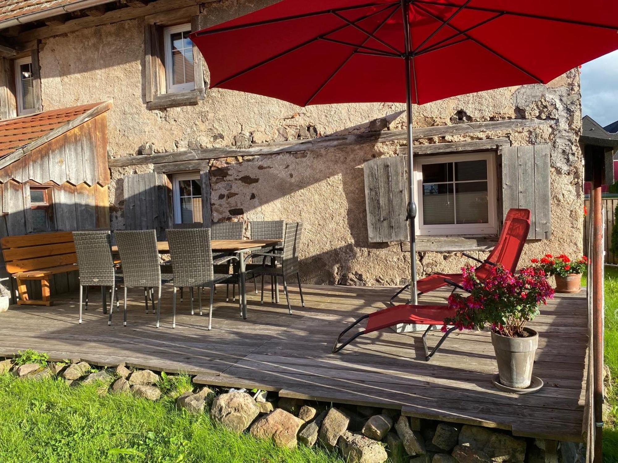 شقة Schwarzwald - Ferienhaus In Tannheim فيلينغن سشفايننغ المظهر الخارجي الصورة